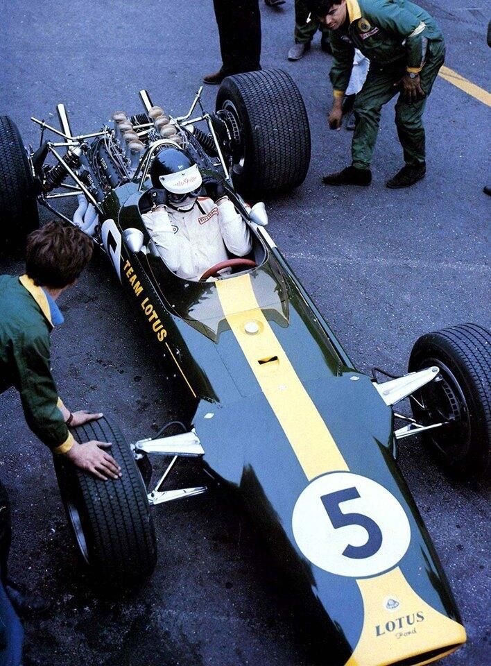 Lotus 49 1967 Dutch GP (2).JPG