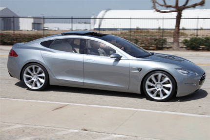 tesla-model-s-430-0309.jpg