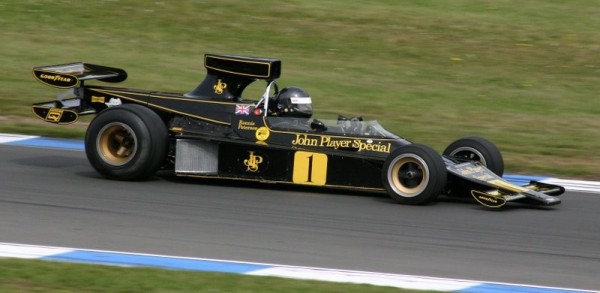 Lotus 76B Ford.jpg