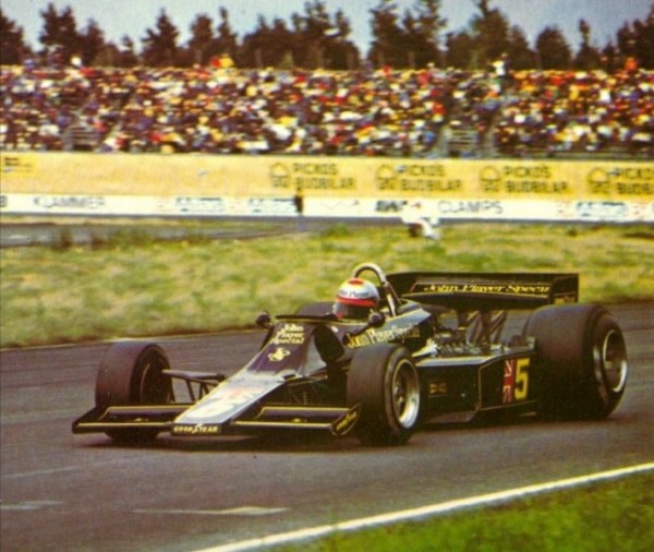 Lotus 77 Ford.jpg