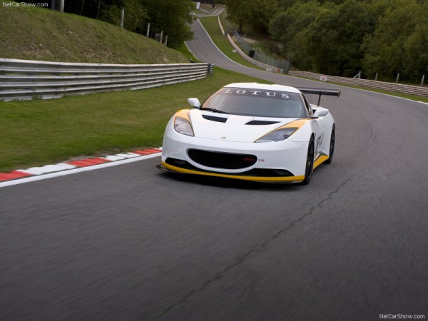 Lotus-Evora_Type_124_Endurance_Racecar_2010_800x600_wallpaper_06.jpg